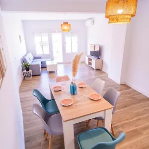 https://apartamento-alba-carrera-espinel.es-andalucia.com